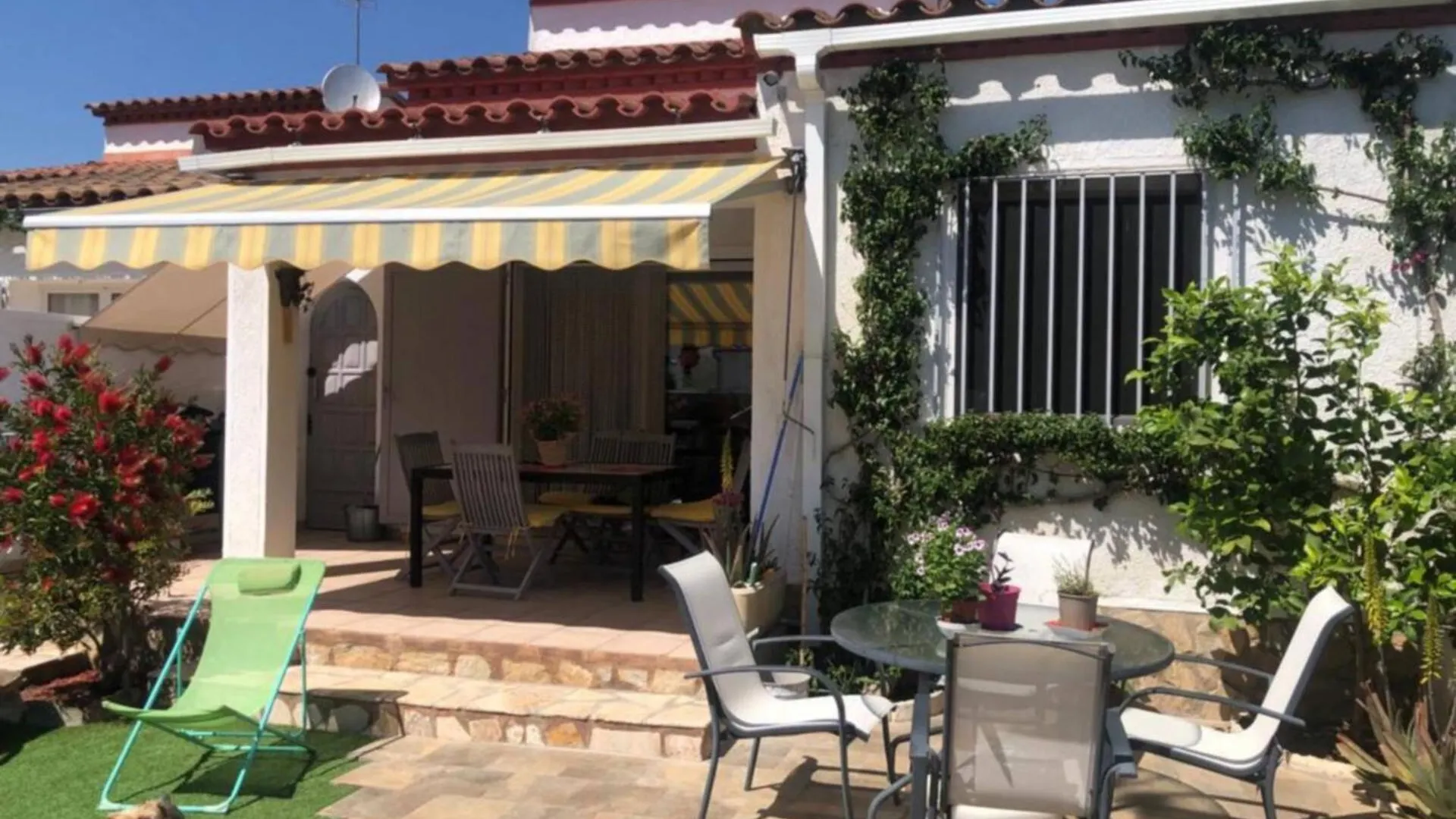 הוילה Casa Acogedora De 2 Plantas אמפוריבראבה